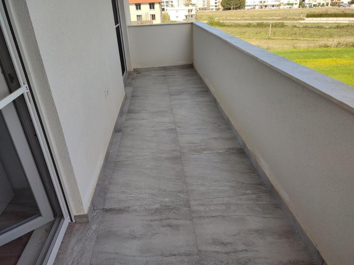 Sabi Apartment Golem Qerret Екстер'єр фото