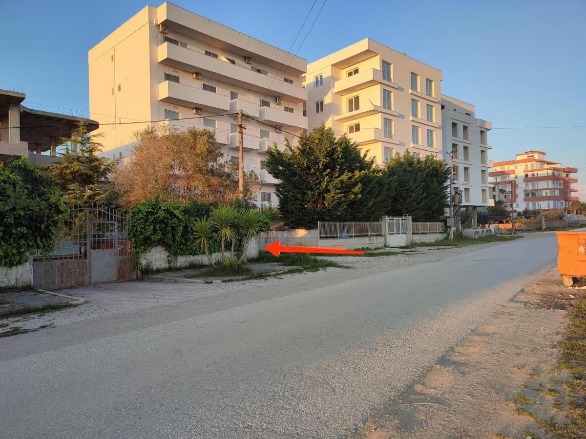 Sabi Apartment Golem Qerret Екстер'єр фото